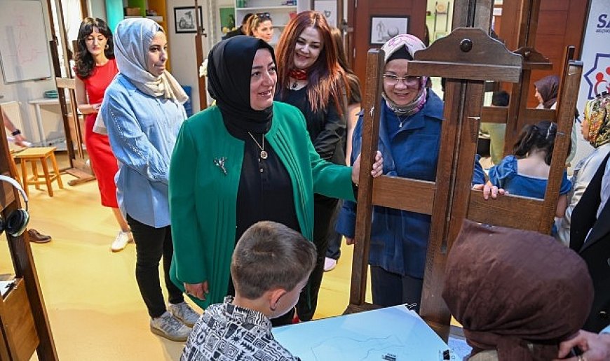Selçuklu Sanat ve Tasarım Atölyesi, “Anneme Sürprizim Var” Etkinliğine Ev Sahipliği Yaptı