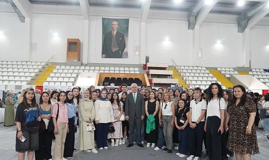 Ege Üniversitesi 70. Yılında 70 ilden 20 bin üniversite adayını ağırladı