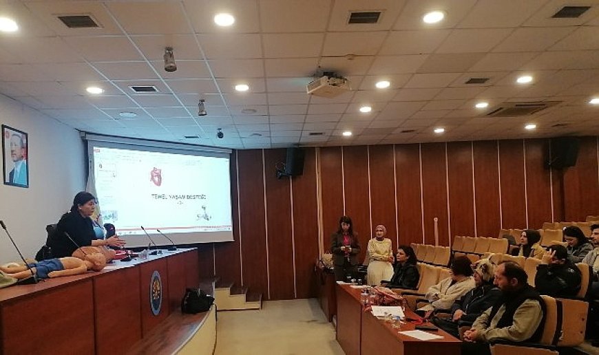 Gölcük Belediyesi personeline ilk yardım eğitimi