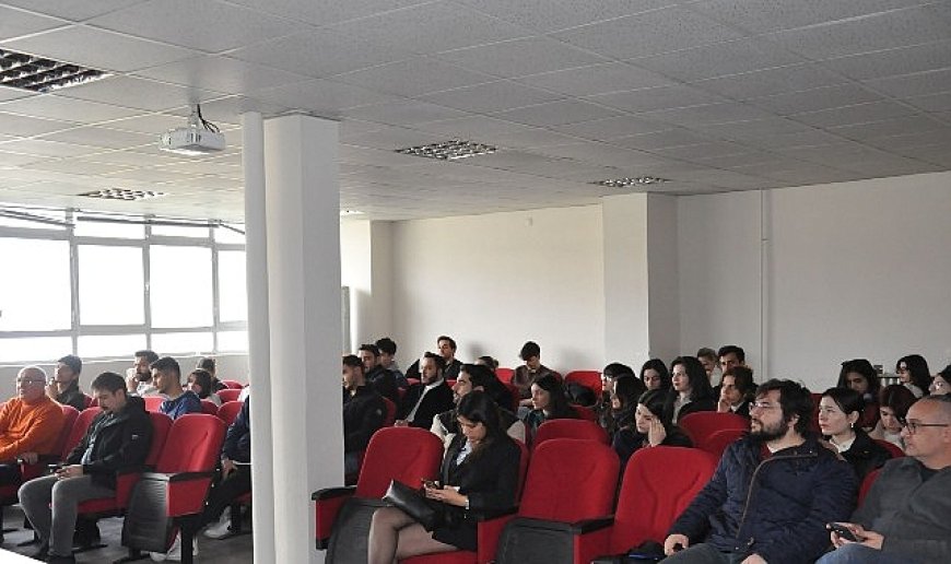 Dr. Çisem Altunayar Ünsanal “Fen Bilimleri Enstitüsünden NASA’ya Yolculuk” hikâyesini anlattı