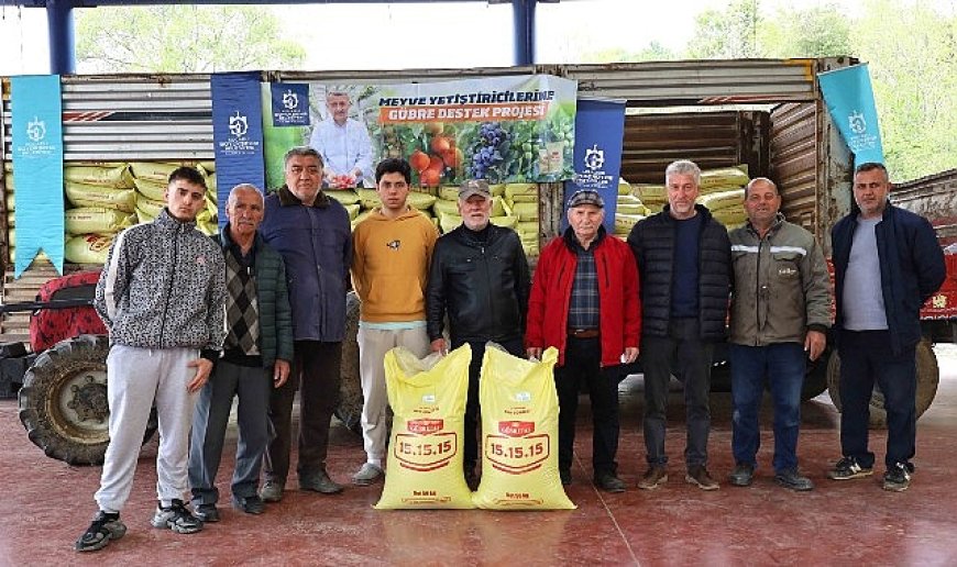 Büyükşehir’den 1.785 üreticiye 500 ton gübre desteği