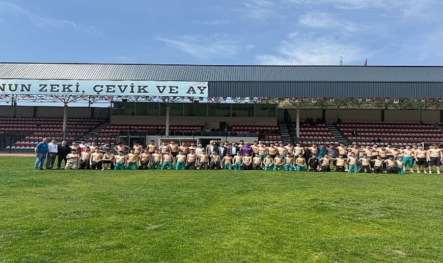 Kahramankazan’lı güreşçiler şampiyonaya damga vurdu