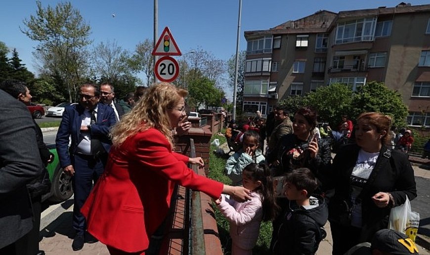 Bakırköy Belediyesi depreme karşı tüm birimleriyle sahada