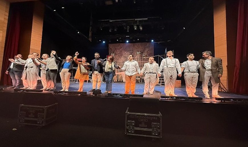 Şehrin Tiyatrosu Diyarbakır’da Seyirciyle Buluştu