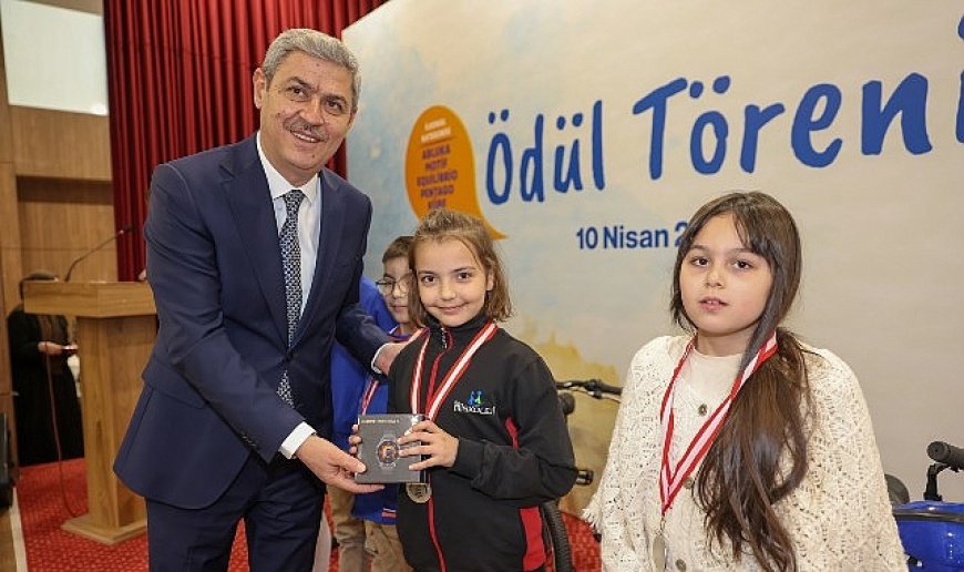 Selçuklu Akıl ve Zeka Oyunları Yarışması’nda ödül heyecanı yaşandı