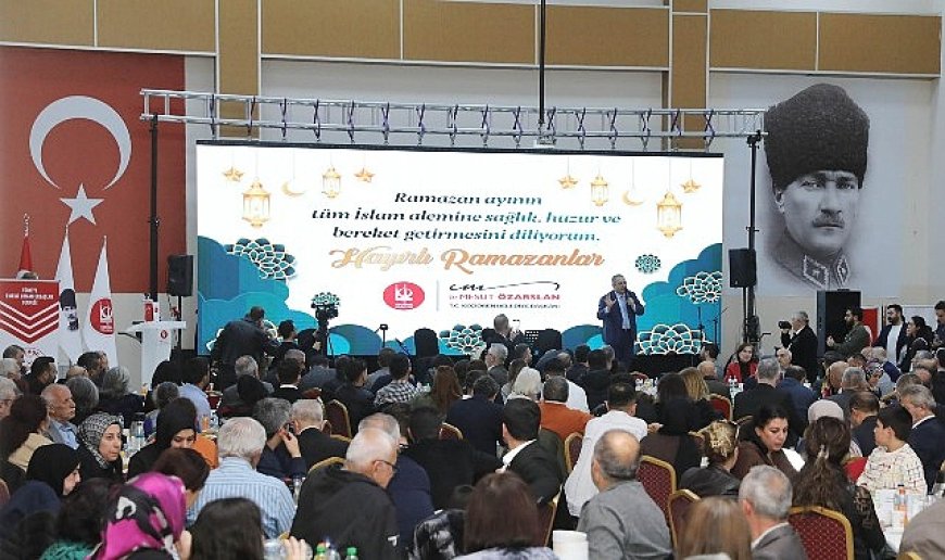 200 Bin Kişi Keçiören’de İftar Yaptı