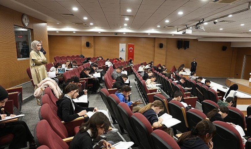 **Her Kalbin Anahtarı Güzel Ahlak**