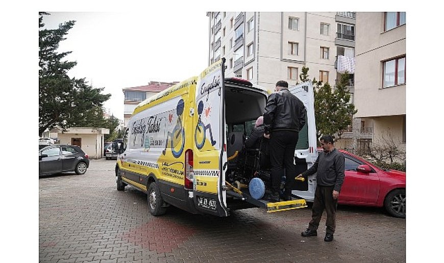 Keçiören Belediyesi’nden Ücretsiz ‘Engelsiz Taksi’ Hizmeti