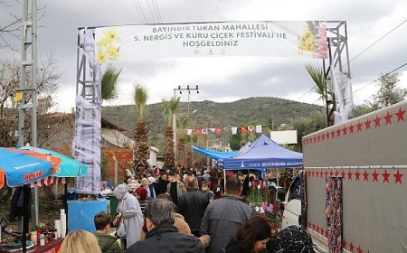 Bayındır’da Nergis ve Kuru Çiçek Sevgisi Engel Tanımadı: Vatandaşlar Üreticiyi Yalnız Bırakmadı