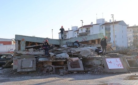 Bayraklı Belediyesi Arama Kurtarma Ekipleri AFAD Eğitimini Tamamladı