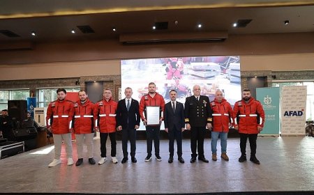 Büyükakın: Önemli olan şehirleri afetlere hazırlamak