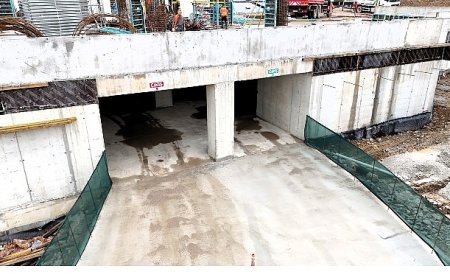 Otoparkın ilk katı hizmete alındı