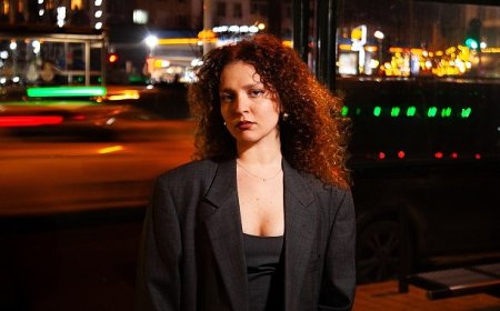 Hesaplaşma değil, bir kabulleniş: Nil Dönmez'den 'Tut Elimi' yayında!