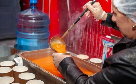 Karşıyaka Belediyesi’nden 30 bin kişiye sıcak çorba ikramı