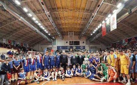 Başkan Büyükakın’dan gençlere “Kardeş Pası”