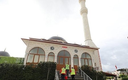 Menderes’te Camiler Tertemiz