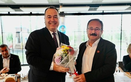 “Manisa’mızın Tüm İlçeleri Hak Ettiği Hizmetleri Alacak”