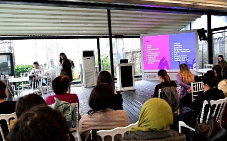 Bornova’da Sağlıklı İlişkiler masaya yatırıldı