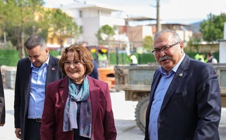 Başkan Hatice Gençay ve Milletvekili Bülbül, Özel Çocuklar Oyun Evini Ziyaret Etti