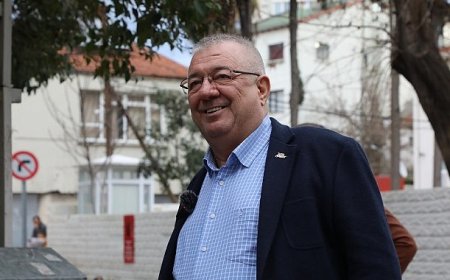Başkan Ertaş sahaya indi; Edremit’te yol atağı