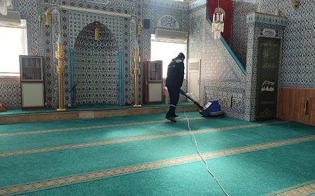 Kandıra Belediyesi Ramazanla Birlikte Camilerde Temizlik Seferberliği Başlattı