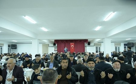 Başkan Çırpanoğlu Mahalle Sakinleriyle İftarda Buluştu