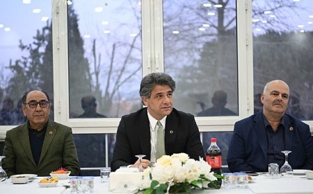 Kartepe Belediye Meclisi İftar Sofrasında Bir Araya Geldi