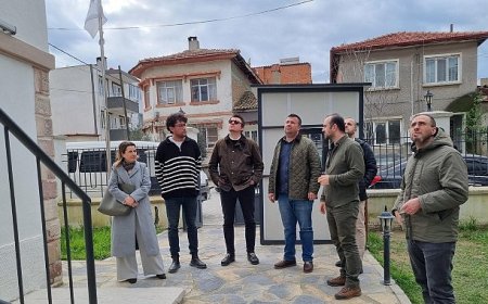 Ayvalık Alan Başkanlığı Ekibinden Burhaniye Kent Arşivi’ne Ziyaret