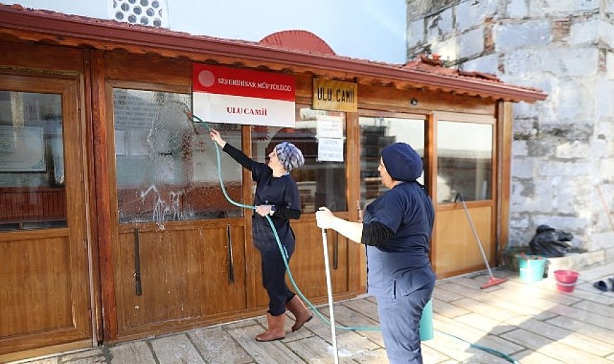 Ramazan öncesi ibadethanelerde kapsamlı temizlik seferberliği