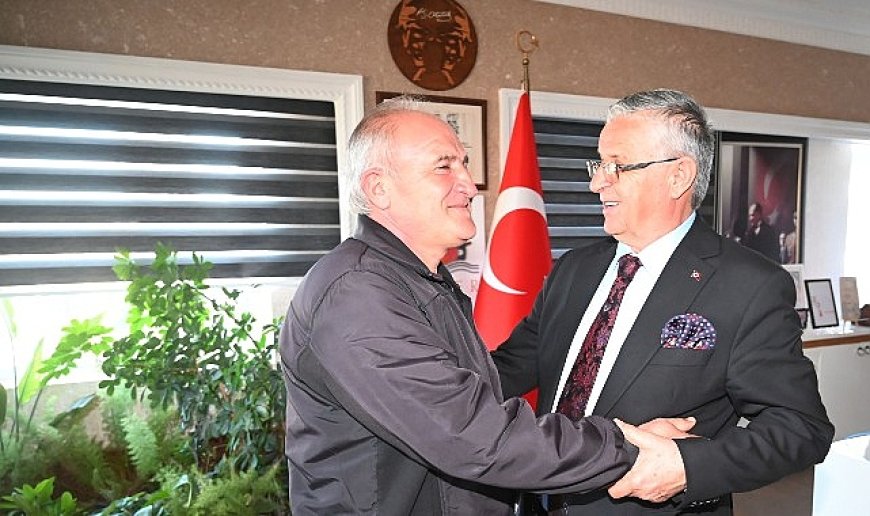 Emekli personelden Başkan Topaloğlu’na veda ziyareti