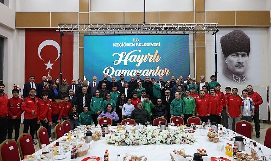 Başkan Özarslan, özel gereksinimli bireyler ve sporcularla iftarda buluştu