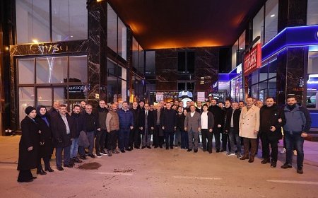 İzmitli esnaflar, Başkan Büyükakın’ı iftarda ağırladı