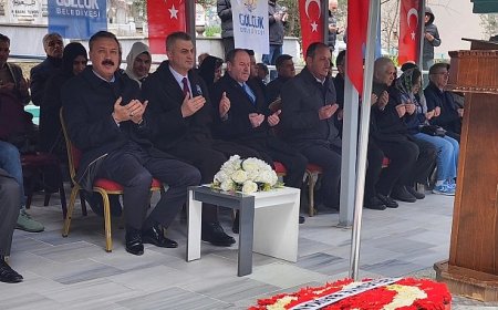 1 Mart Üsküdar Vapuru Faciası Şehitleri Gölcük’te Dualarla Anıldı