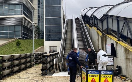 Yürüyen merdivenler saat gibi işliyor