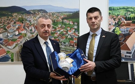 Başkan Büyükakın da soydaşlarla iftar açtı