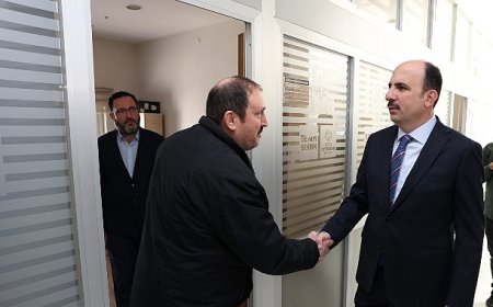 Başkan Altay, Belediye Birimlerini Ziyaret Ederek Çalışanlarla Buluştu