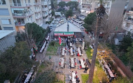 Başkan Ünsal taraftarlarla iftarda buluştu