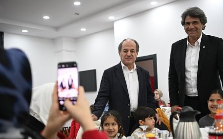 Kartepe’de Dünya Yetimler Günü’nde Kardeşlik Sofrası Kuruldu