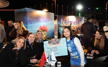 Nilüfer’in Sultanları 8 Mart’ta taraftarıyla buluştu