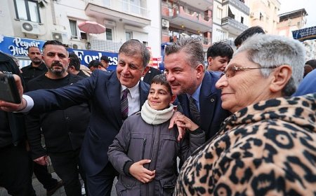 İzmir’in zirvesi Buca’daki iftar sofrasında buluştu