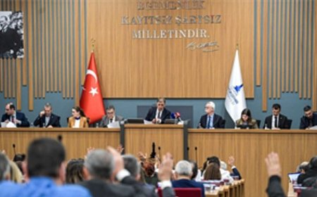 Başkan Tugay’dan onay bekleyen kredi yorumu