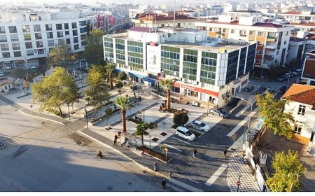 Menderes’te Anlamlı Park Açılışı