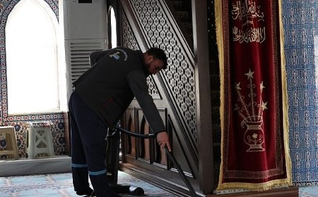 Kartepe’de Camilerde Bayram Mesaisi