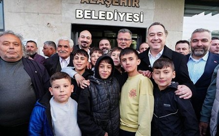 Alaşehirliler Büyükşehir’in İftar Sofrasında Buluştu