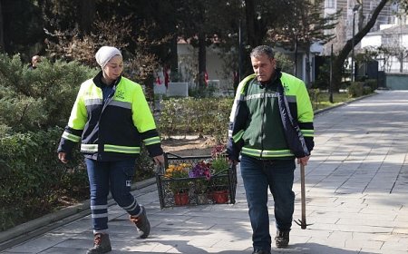 Konak’tan şehitlere vefa: Bayram öncesi temizlik ve bakım seferberliği