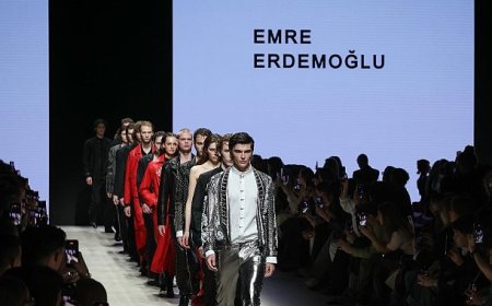 Ünlü Modacı Emre Erdemoğlu Moskova’da Şov Yaptı