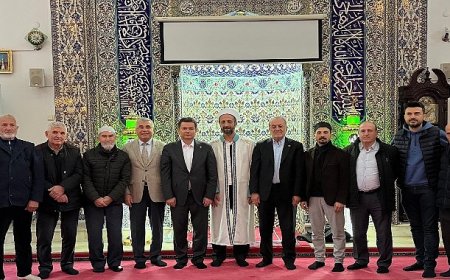 Başkan Erkan Aydın Vatandaşlarla Bayramlaştı