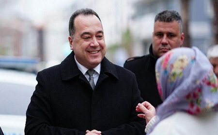 Başkan Dutlulu, Ramazan’ın Son İftarında Muradiye Sakinleriyle Buluştu