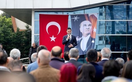 Bayraklı Belediyesi’nde bayramlaşma