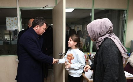 Başkan Erkan Aydın Personeliyle Tek Tek Bayramlaştı